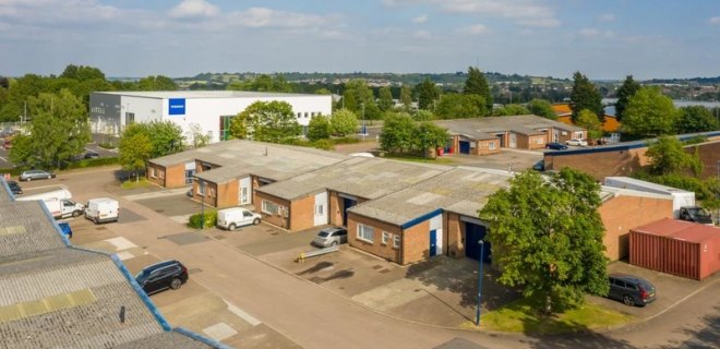 Royal Oak Trading Estate  - Industrial Unit To Let - Royal Oak Trading Estate, Daventry